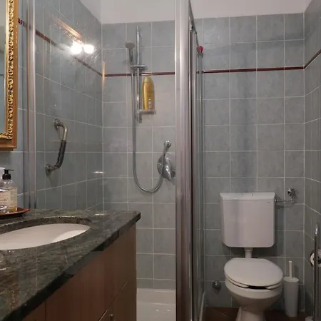 La Fabbrichetta Leonardolake