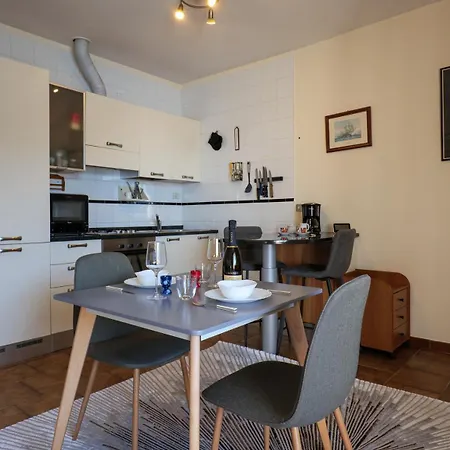 La Fabbrichetta Leonardolake Apartment *