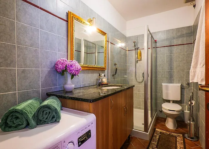 La Fabbrichetta Leonardolake *